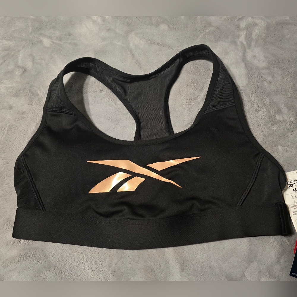 REEBOK size Medium Sports Bra